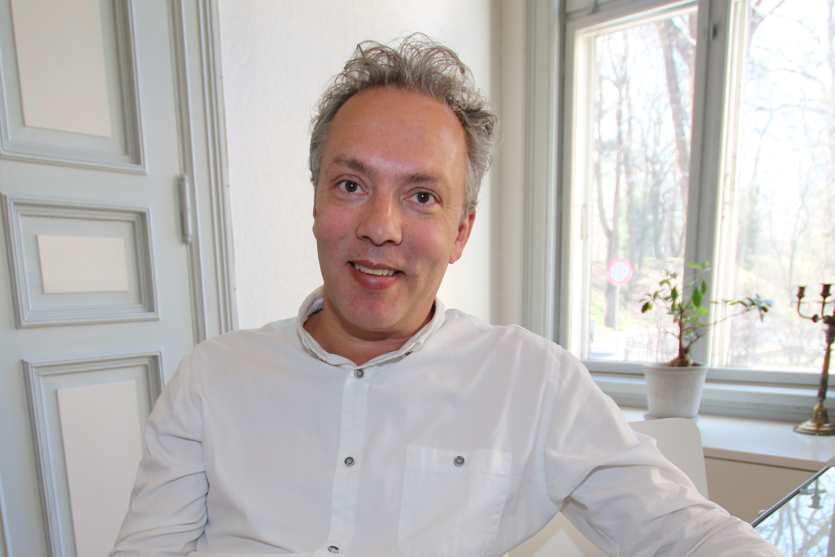 ERFAREN: Oslo-advokat Ola Fæhn bruke rmye tid på å løse konflikter. Han kommer til Våtromsdagene.